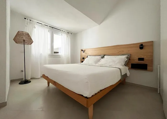 Luxury Sea View At Only 4-min Walk To Hébergement de vacances