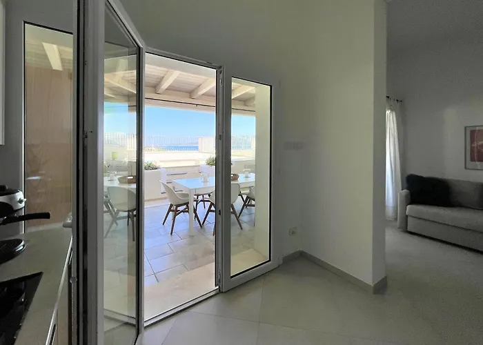 Luxury Sea View At Only 4-min Walk To Hébergement de vacances Marinella (Sardinia)