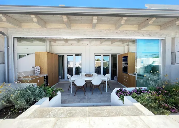 Luxury Sea View At Only 4-min Walk To Marinella (Sardinia)