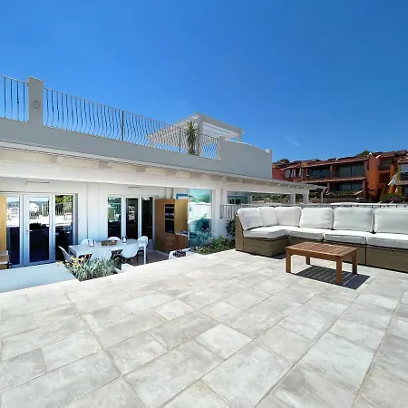 Luxury Sea View Home/4-min Walk To